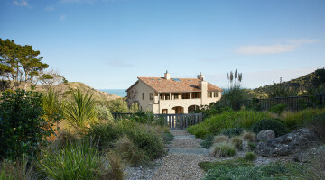 Muriwai Manor - Residential Landscaping - Natural Habitats