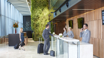 Novotel Auckland Airport Lobby welcome